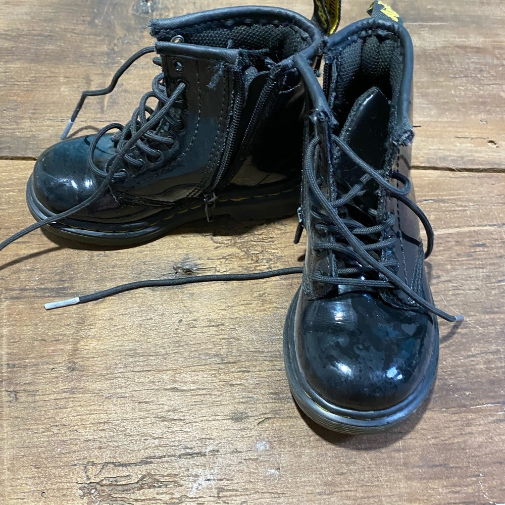Toddler Patent Leather Dr Martens